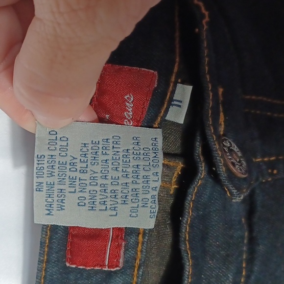 Le More Flare Jeans Embroidered, raw hem Women's 11 (fit like a 10) - Picture 7 of 7